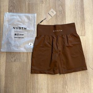 NVGTN solid seamless shorts caramel S